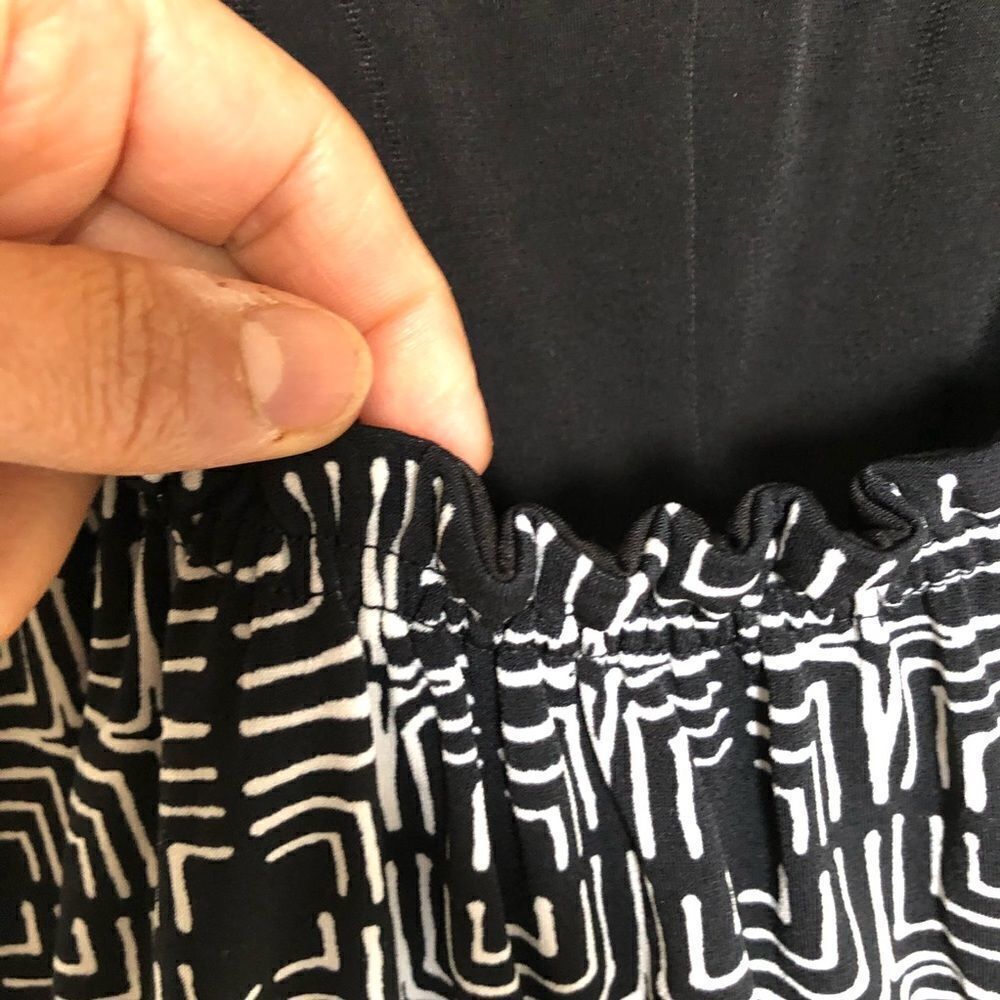 Axcess Black/White Geometric Print Midi Dress Size Small - Picture 5 of 12